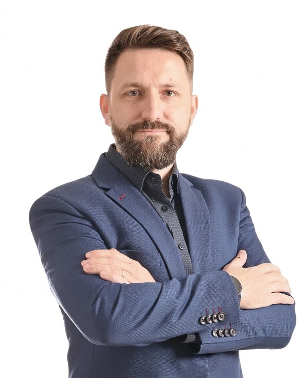 Cezary Dziejma — specjalista SEO i Google Ads, dziejmaseo.pl